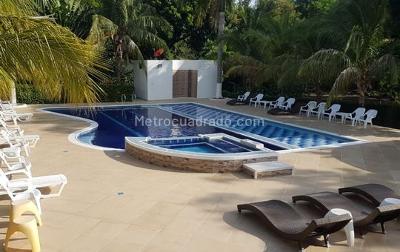 Casa de 5 alcobas en venta en Rural, Girardot, 930 m² · foto 13 de 14