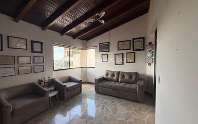 Apartamento de 4 alcobas en venta en Barrio Belen, Ibagué, 190 m² · foto 8 de 13