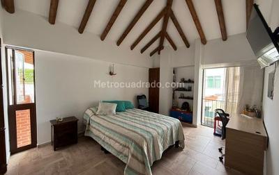 Casa de 5 alcobas en venta en Sur, Ibagué, 510 m² · foto 8 de 16