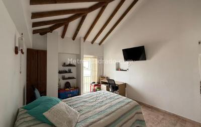 Casa de 5 alcobas en venta en Sur, Ibagué, 510 m² · foto 11 de 16