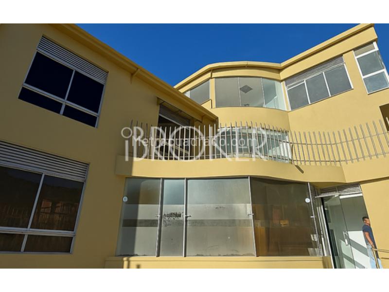 Local Comercial en Arriendo, Av Ambala, Ibagué - Vista 3
