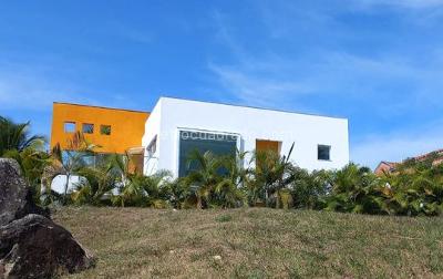 Casa de 4 alcobas en venta en Sur, Ibagué, 205 m² · foto 2 de 7