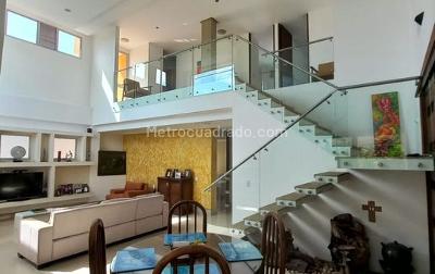Casa de 4 alcobas en venta en Sur, Ibagué, 205 m² · foto 5 de 7