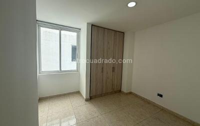 Apartamento de 3 alcobas en venta en Cadiz, Ibagué, 84 m² · foto 3 de 9
