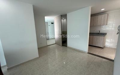 Apartamento de 3 alcobas en venta en Cadiz, Ibagué, 84 m² · foto 5 de 9