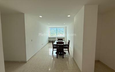 Apartamento de 3 alcobas en venta en Cadiz, Ibagué, 84 m² · foto 7 de 9