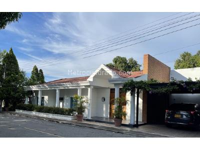 Casa de 5 alcobas en arriendo en Peñon, Girardot, 380 m² · foto 15 de 15