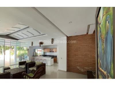 Casa de 5 alcobas en venta en Peñon, Girardot, 380 m² · foto 5 de 15