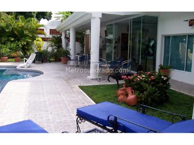 Casa de 5 alcobas en venta en Peñon, Girardot, 380 m² · foto 7 de 15