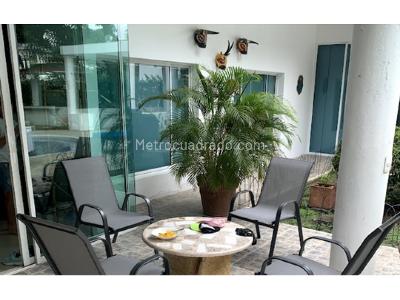 Casa de 5 alcobas en venta en Peñon, Girardot, 380 m² · foto 12 de 15