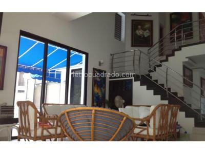 Casa de 5 alcobas en arriendo en Peñon, Girardot, 800 m² · foto 6 de 14