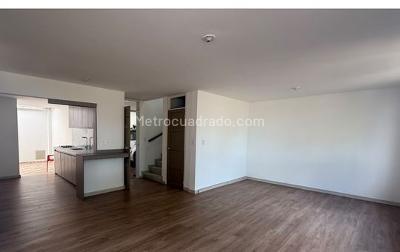 Casa de 4 alcobas en venta en El Poblado, Ibagué, 190 m² · foto 3 de 11