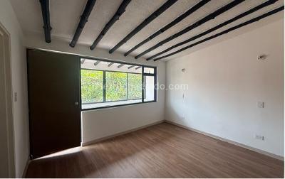 Casa de 4 alcobas en venta en El Poblado, Ibagué, 190 m² · foto 7 de 11