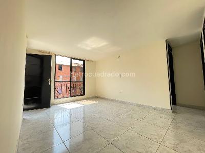 Casa de 3 alcobas en venta en Alcazares, Cali, 44 m² · foto 3 de 19