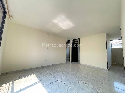 Casa de 3 alcobas en venta en Alcazares, Cali, 44 m² · foto 4 de 19