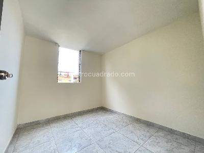 Casa de 3 alcobas en venta en Alcazares, Cali, 44 m² · foto 9 de 19