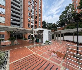 Casa de 4 alcobas en venta en Normandia, Cali, 250 m² · foto 10 de 20