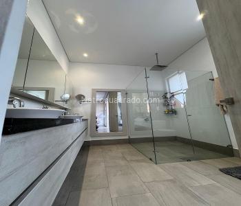 Casa de 4 alcobas en venta en Normandia, Cali, 250 m² · foto 17 de 20