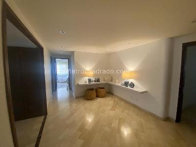 Apartamento en venta en El Peñon, Cali · foto 8 de 11