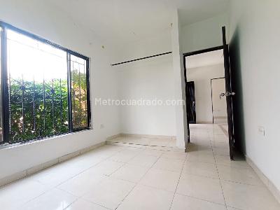 Casa de 5 alcobas en venta en Salomia, Cali, 360 m² · foto 13 de 20