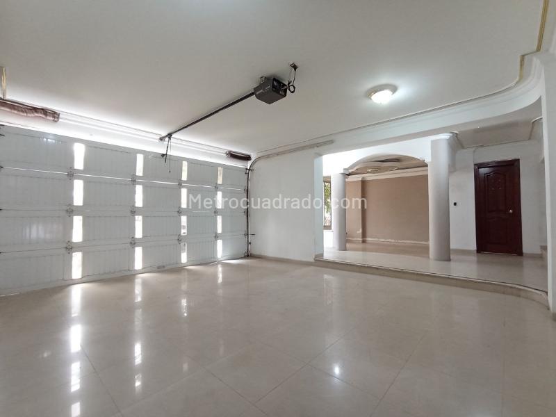 Edificio de Oficinas en Venta, Gran Limonar, Cali - Más