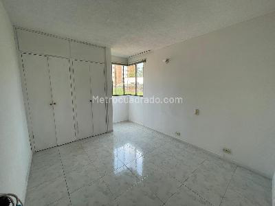 Apartamento de 3 alcobas en venta en Melendez, Cali, 75 m² · foto 8 de 19