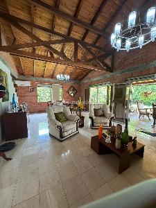 Casa de 4 alcobas en venta en Pance, Cali, 280 m² · foto 2 de 8