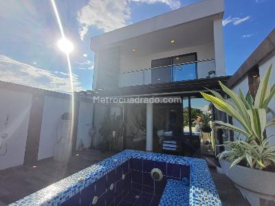 Casa de 4 alcobas en venta en Paseo De Los Almendros, Cali, 337 m² · foto 13 de 20