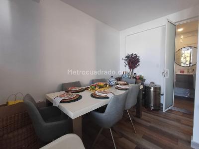 Casa de 4 alcobas en venta en Paseo De Los Almendros, Cali, 337 m² · foto 6 de 20