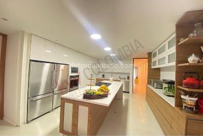 Casa de 4 alcobas en venta en Santa Teresita, Cali, 570 m² · foto 13 de 20