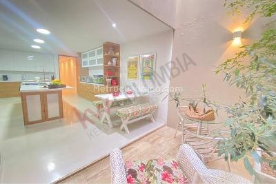 Casa de 4 alcobas en venta en Santa Teresita, Cali, 570 m² · foto 15 de 20