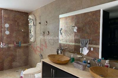 Casa de 5 alcobas en venta en Pance, Cali, 457 m² · foto 19 de 20