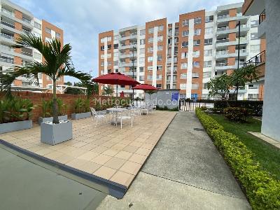 Apartamento de 3 alcobas en venta en Valle Del Lili, Cali, 91 m² · foto 4 de 20