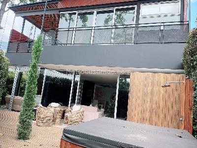Casa de 3 alcobas en venta en San Lucas, Medellín, 350 m² · foto 3 de 13