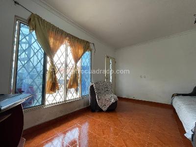 Casa de 5 alcobas en venta en El Rodeo, Cali, 200 m² · foto 2 de 9