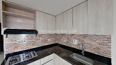 Apartamento de 3 alcobas en venta en Asdesillas, Sabaneta, 75 m² · foto 4 de 16