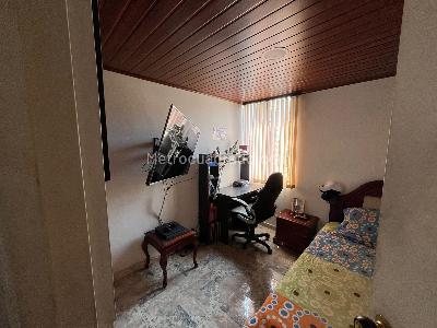 Apartamento de 4 alcobas en venta en Cabañitas, Bello, 85 m² · foto 14 de 19