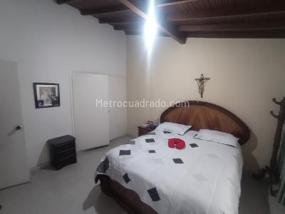 Apartamento de 5 alcobas en venta en Estadio, Medellín, 300 m² · foto 19 de 20