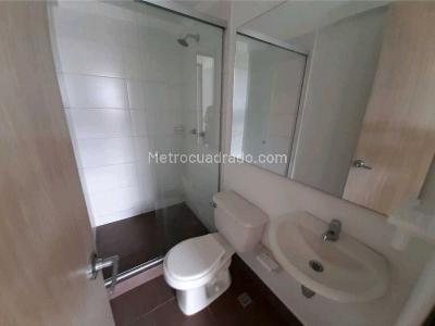Apartamento de 3 alcobas en venta en Niquia, Bello, 80 m² · foto 12 de 15