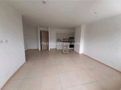 Apartamento de 3 alcobas en venta en Niquia, Bello, 80 m² · foto 4 de 15