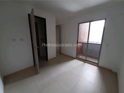 Apartamento de 3 alcobas en venta en Niquia, Bello, 80 m² · foto 5 de 15