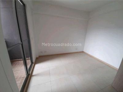 Apartamento de 3 alcobas en venta en Niquia, Bello, 80 m² · foto 9 de 15