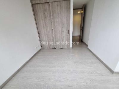 Apartamento de 3 alcobas en venta en Suramericana, Envigado, 113 m² · foto 13 de 16