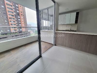 Apartamento de 3 alcobas en venta en Suramericana, Envigado, 113 m² · foto 2 de 16