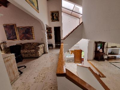 Casa de 3 alcobas en venta en Loma De Los Gonzalez, Medellín, 284 m² · foto 3 de 20
