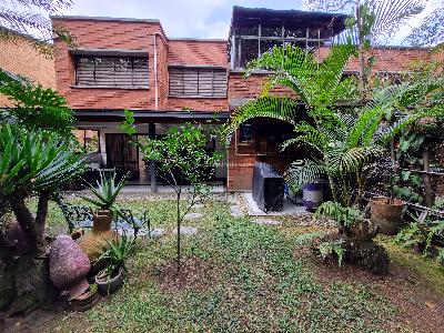 Casa de 3 alcobas en venta en Loma De Los Gonzalez, Medellín, 284 m² · foto 7 de 20