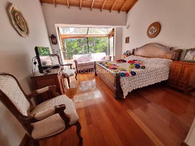 Casa de 4 alcobas en venta en Los Balsos 1, Medellín, 250 m² · foto 12 de 18