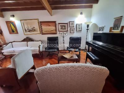 Casa de 4 alcobas en venta en Los Balsos 1, Medellín, 250 m² · foto 6 de 18