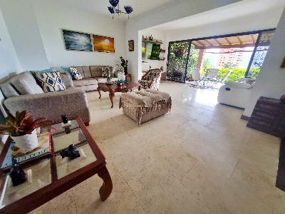 Casa de 4 alcobas en venta en El Tesoro, Medellín, 225 m² · foto 5 de 20