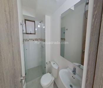 Apartamento de 3 alcobas en venta en La Cabaña, Bello, 73 m² · foto 19 de 20